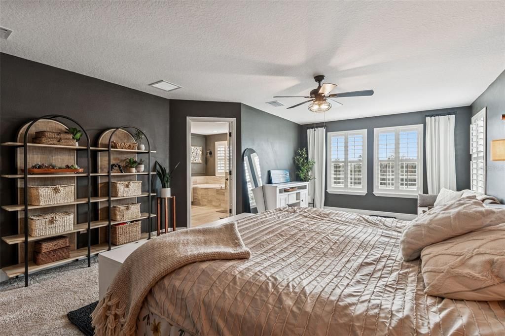 For Sale: $749,900 (5 beds, 3 baths, 3336 Square Feet)