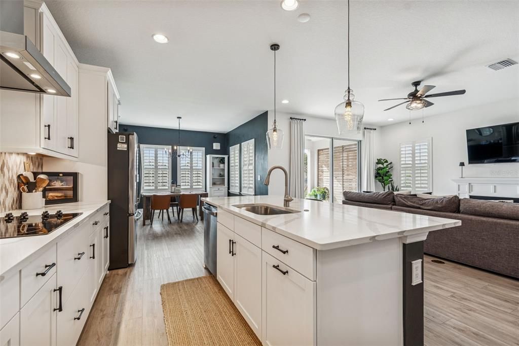 For Sale: $749,900 (5 beds, 3 baths, 3336 Square Feet)