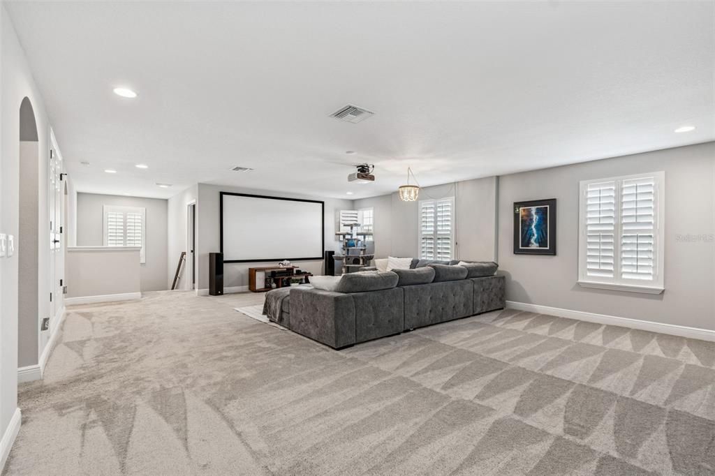 For Sale: $749,900 (5 beds, 3 baths, 3336 Square Feet)