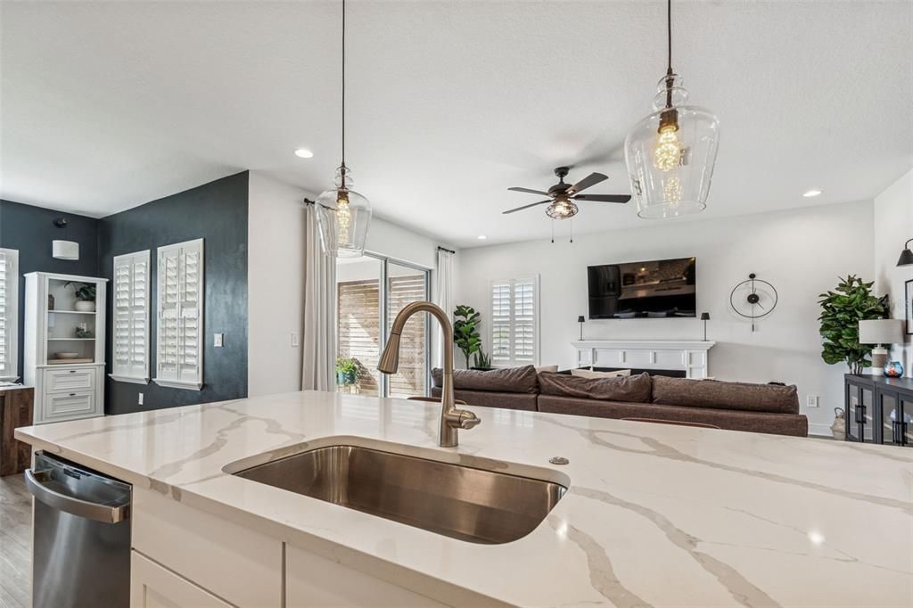 For Sale: $749,900 (5 beds, 3 baths, 3336 Square Feet)