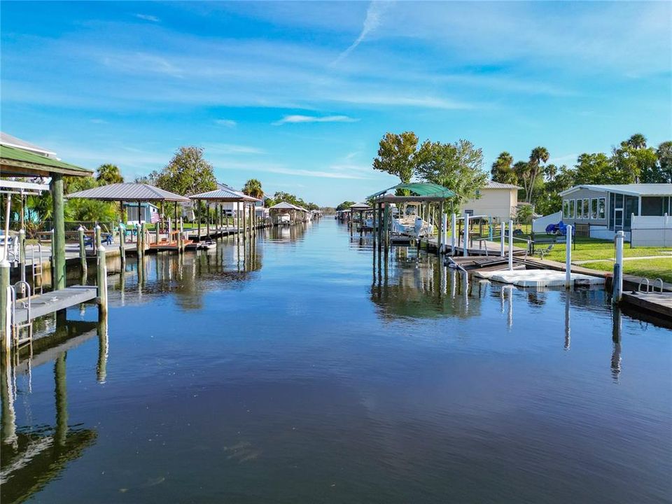 待售: $349,000 (0.12 acres)