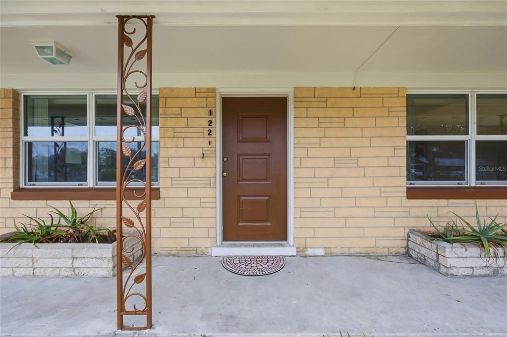 En Venta: $325,000 (3 camas, 2 baños, 1301 Pies cuadrados)