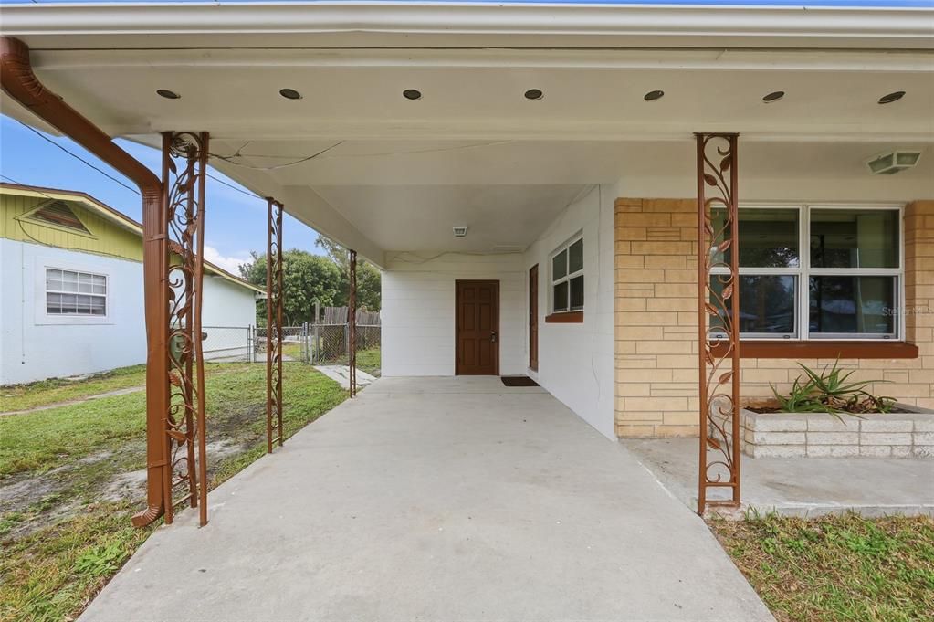 En Venta: $325,000 (3 camas, 2 baños, 1301 Pies cuadrados)