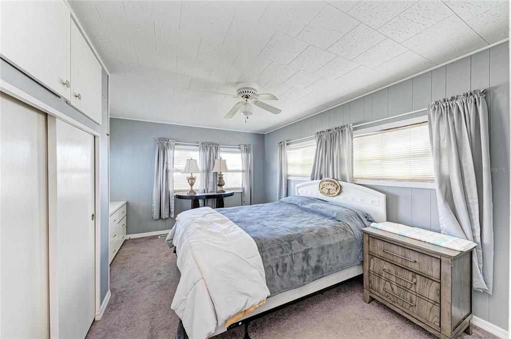 For Sale: $85,000 (2 beds, 1 baths, 624 Square Feet)