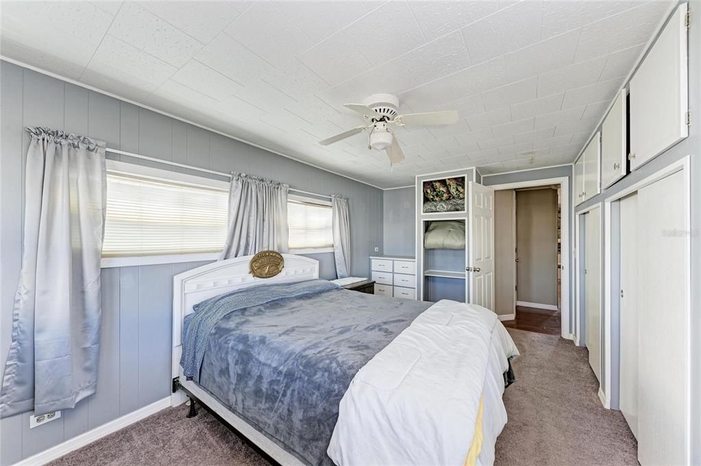 For Sale: $85,000 (2 beds, 1 baths, 624 Square Feet)