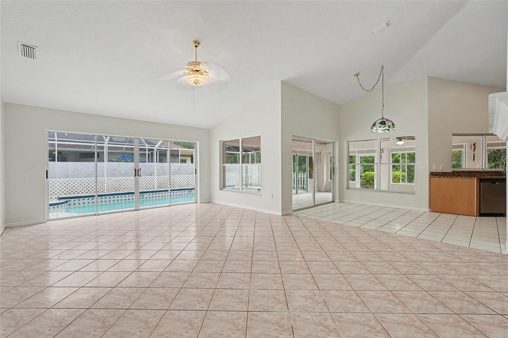 待售: $675,000 (4 贝兹, 2 浴室, 2674 平方英尺)