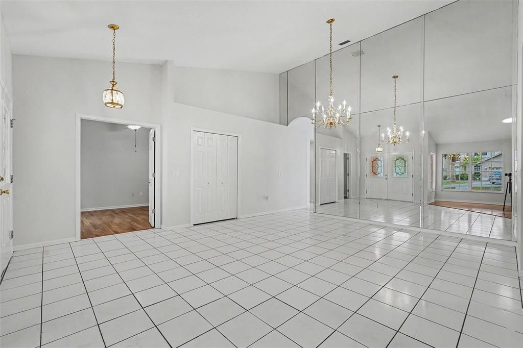 待售: $675,000 (4 贝兹, 2 浴室, 2674 平方英尺)