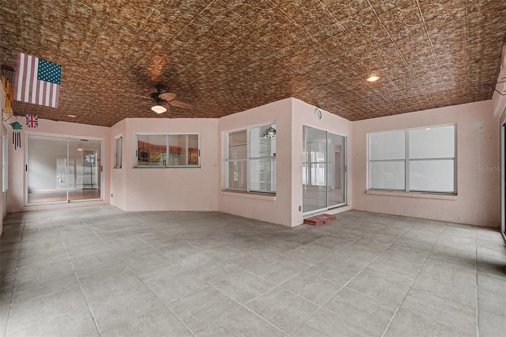 待售: $675,000 (4 贝兹, 2 浴室, 2674 平方英尺)