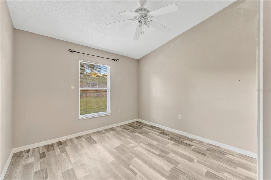 For Sale: $339,000 (3 beds, 2 baths, 1212 Square Feet)