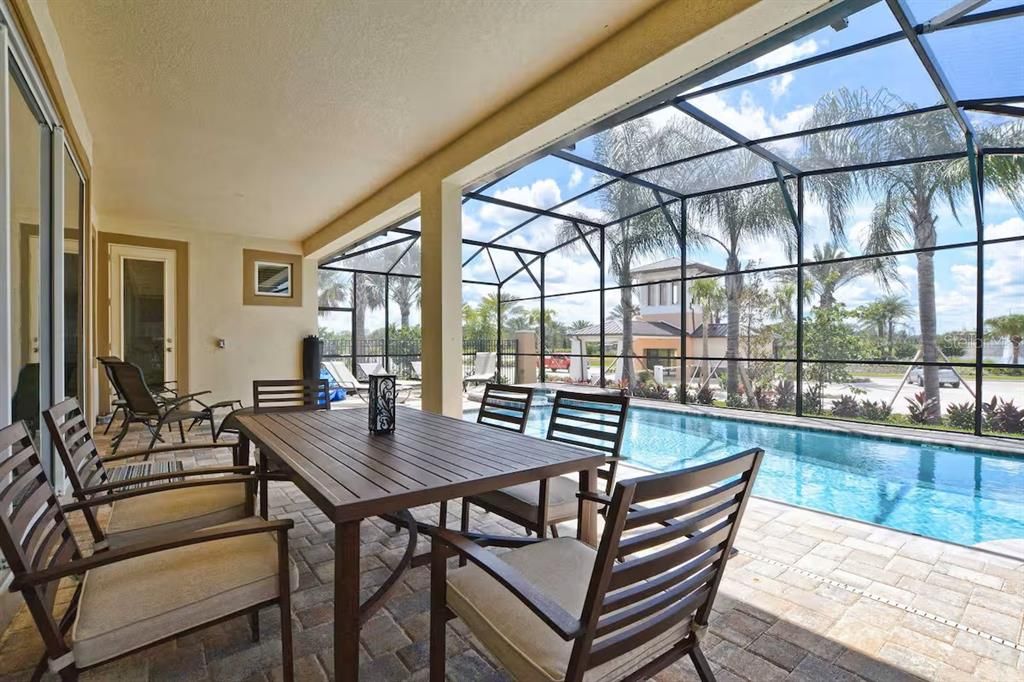 待售: $735,000 (9 贝兹, 6 浴室, 4363 平方英尺)