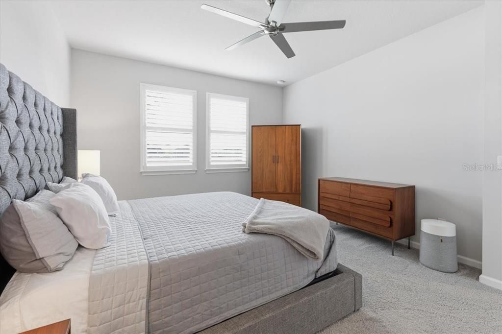 出租: $2,500 (3 贝兹, 2 浴室, 2098 平方英尺)