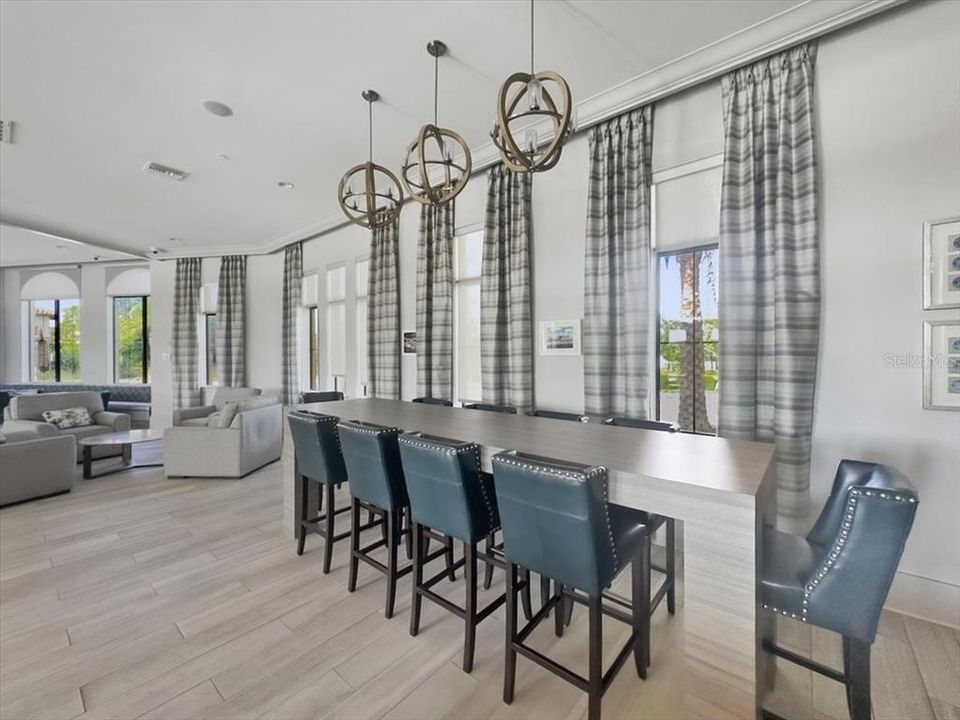 出租: $2,500 (3 贝兹, 2 浴室, 2098 平方英尺)