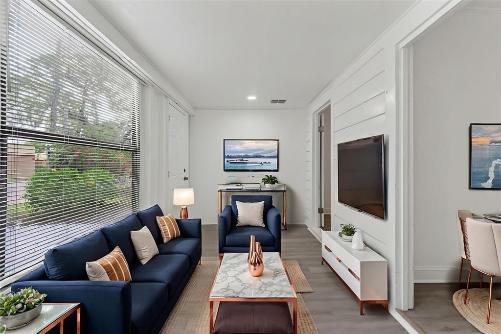 出租: $2,300 (2 贝兹, 1 浴室, 1000 平方英尺)