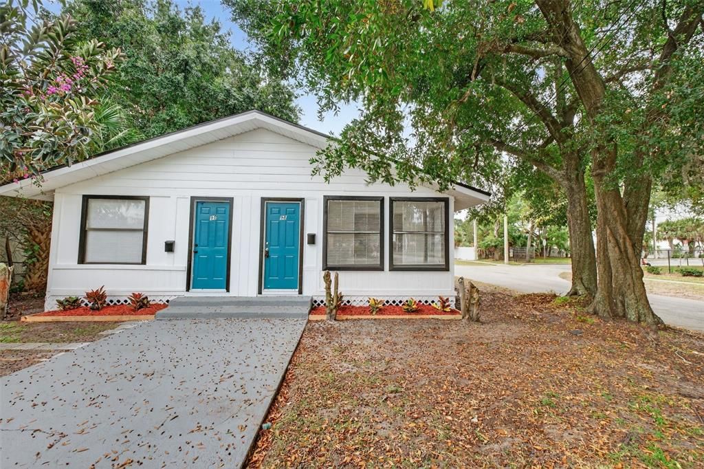 出租: $2,300 (2 贝兹, 1 浴室, 1000 平方英尺)