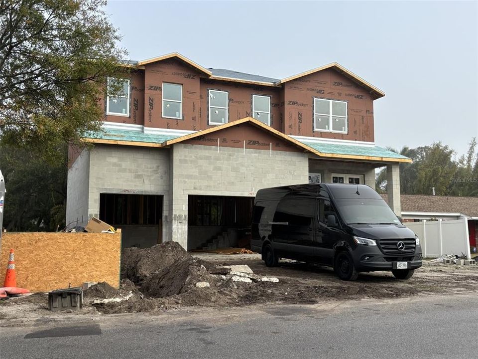 For Sale: $1,998,500 (5 beds, 3 baths, 3863 Square Feet)