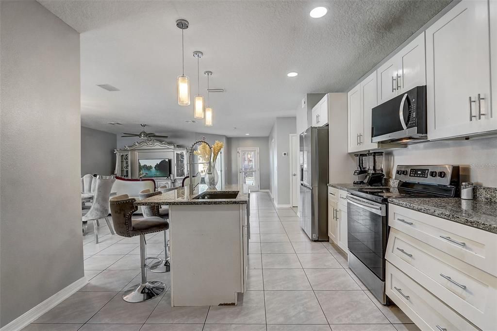 For Sale: $360,000 (4 beds, 2 baths, 1904 Square Feet)