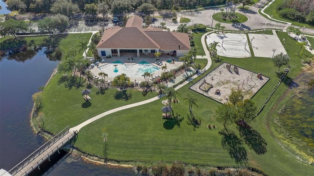 For Sale: $360,000 (4 beds, 2 baths, 1904 Square Feet)