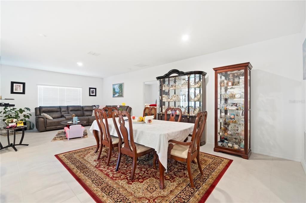 For Sale: $389,900 (4 beds, 2 baths, 1845 Square Feet)