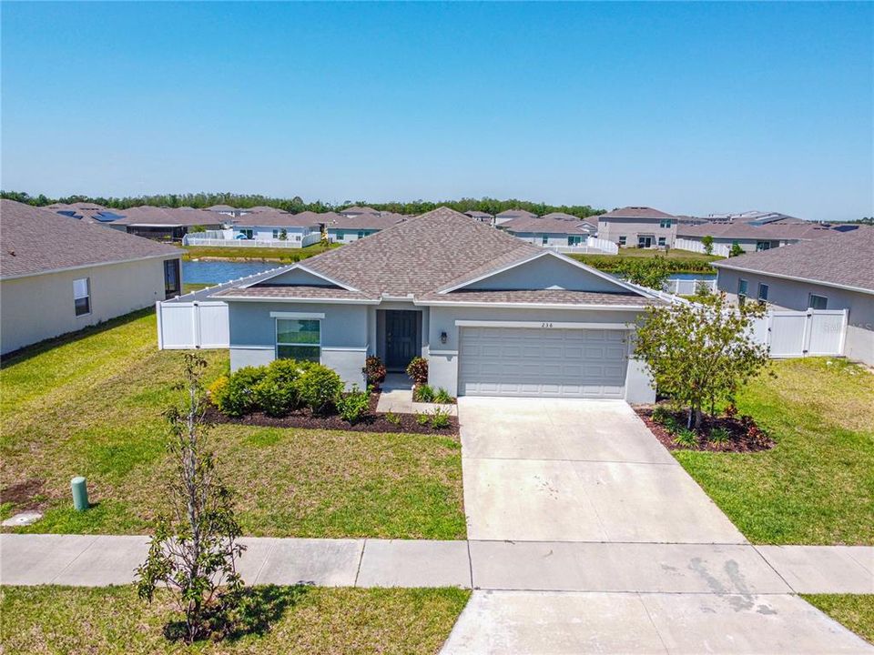 For Sale: $389,900 (4 beds, 2 baths, 1845 Square Feet)