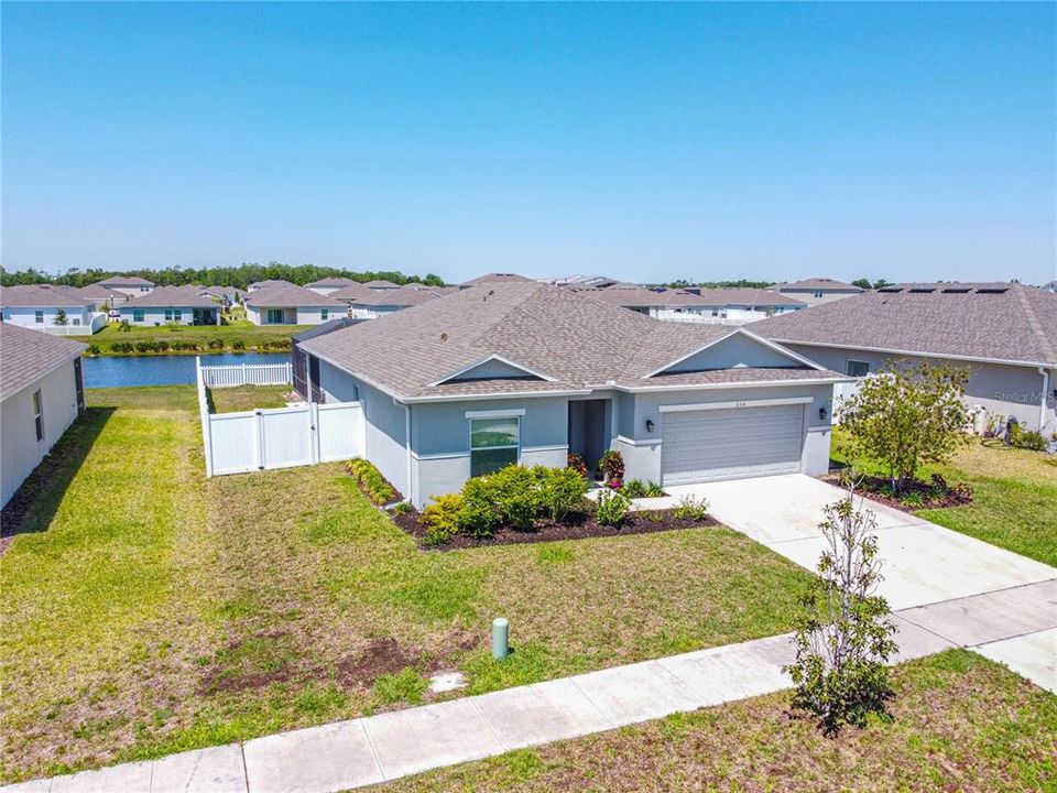 For Sale: $389,900 (4 beds, 2 baths, 1845 Square Feet)