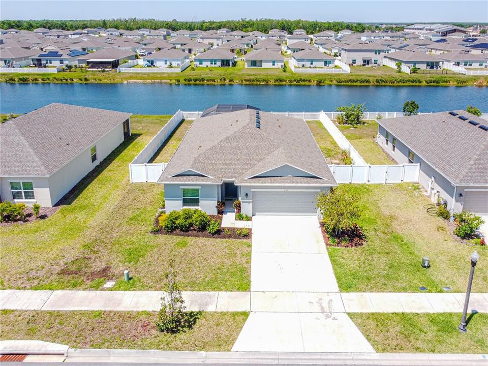 For Sale: $389,900 (4 beds, 2 baths, 1845 Square Feet)