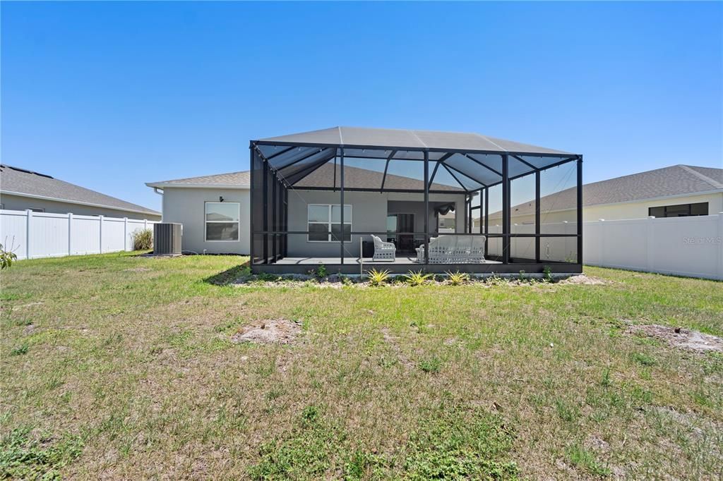 For Sale: $389,900 (4 beds, 2 baths, 1845 Square Feet)