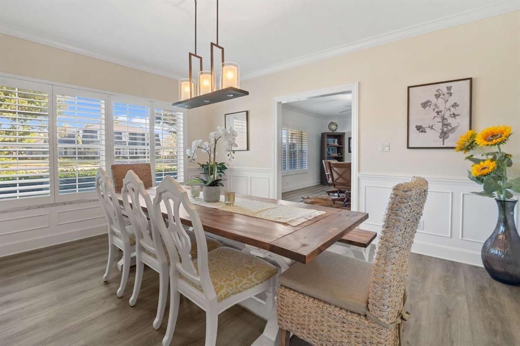 En Venta: $499,900 (3 camas, 2 baños, 3232 Pies cuadrados)