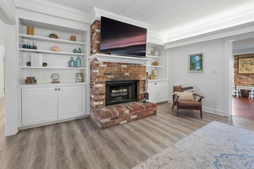 En Venta: $499,900 (3 camas, 2 baños, 3232 Pies cuadrados)