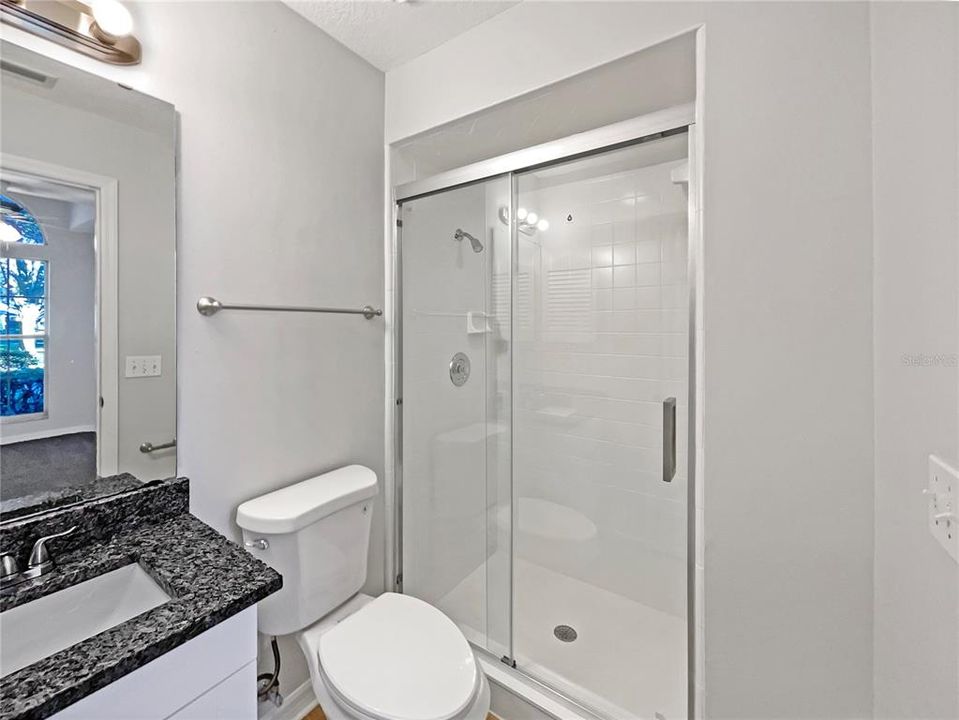 待售: $262,000 (2 贝兹, 2 浴室, 1446 平方英尺)