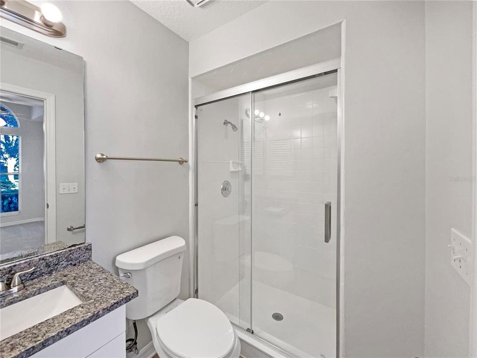 待售: $262,000 (2 贝兹, 2 浴室, 1446 平方英尺)