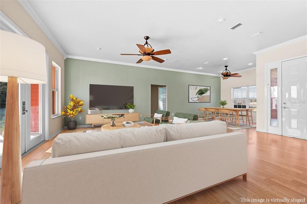 For Sale: $475,000 (3 beds, 2 baths, 1835 Square Feet)