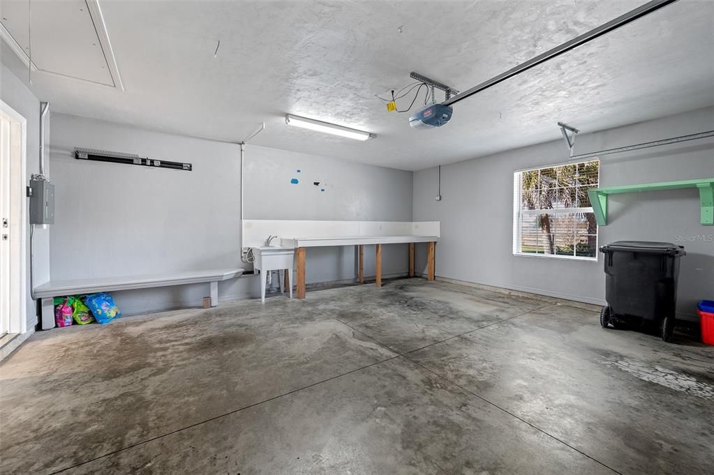 For Sale: $475,000 (3 beds, 2 baths, 1835 Square Feet)