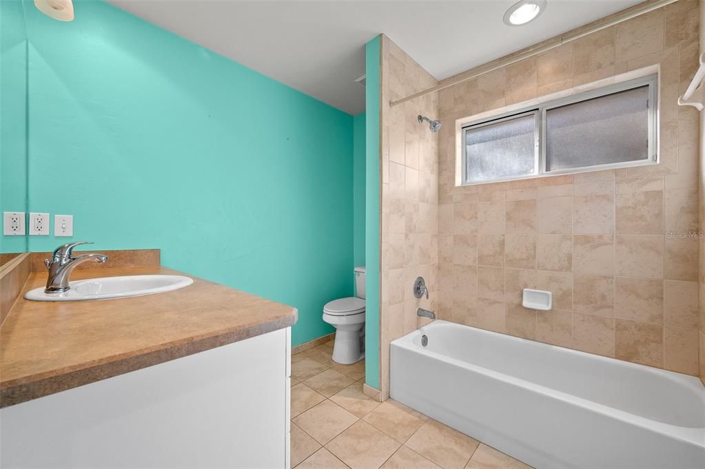 For Sale: $475,000 (3 beds, 2 baths, 1835 Square Feet)