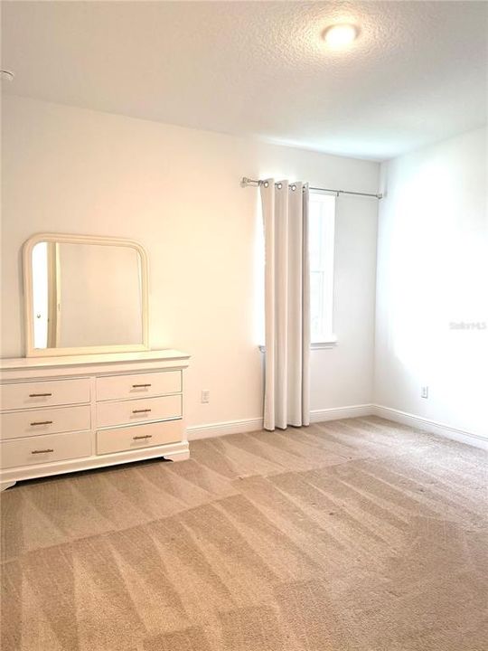 В аренду: $4,000 (4 спален, 3 ванн, 2633 Квадратных фут)