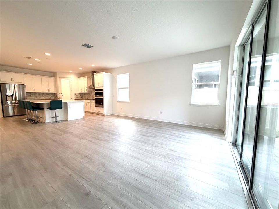 В аренду: $4,000 (4 спален, 3 ванн, 2633 Квадратных фут)