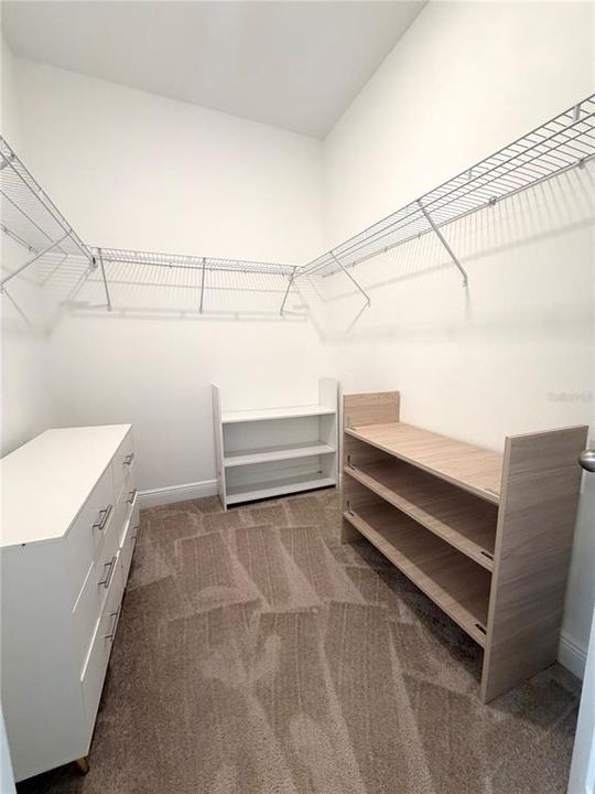 В аренду: $4,000 (4 спален, 3 ванн, 2633 Квадратных фут)