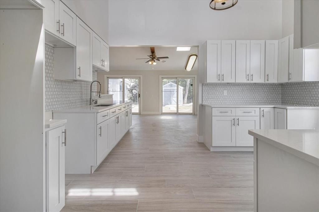 En Venta: $489,000 (3 camas, 2 baños, 1408 Pies cuadrados)