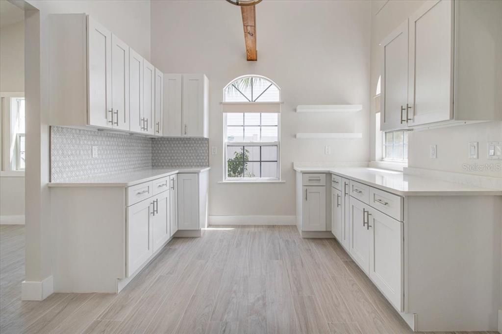 En Venta: $489,000 (3 camas, 2 baños, 1408 Pies cuadrados)