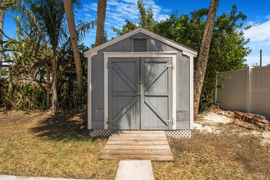 En Venta: $489,000 (3 camas, 2 baños, 1408 Pies cuadrados)