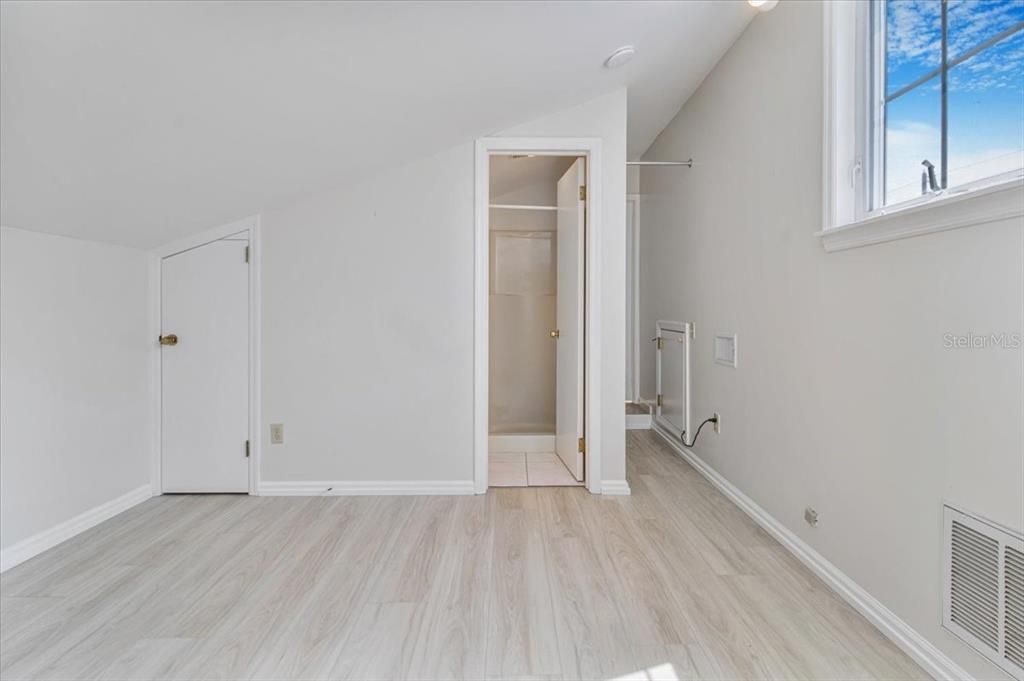 En Venta: $489,000 (3 camas, 2 baños, 1408 Pies cuadrados)