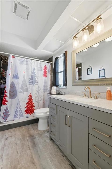 En Venta: $395,000 (4 camas, 2 baños, 1845 Pies cuadrados)