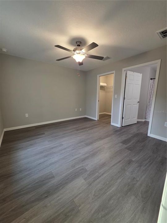 出租: $2,000 (3 贝兹, 2 浴室, 1053 平方英尺)