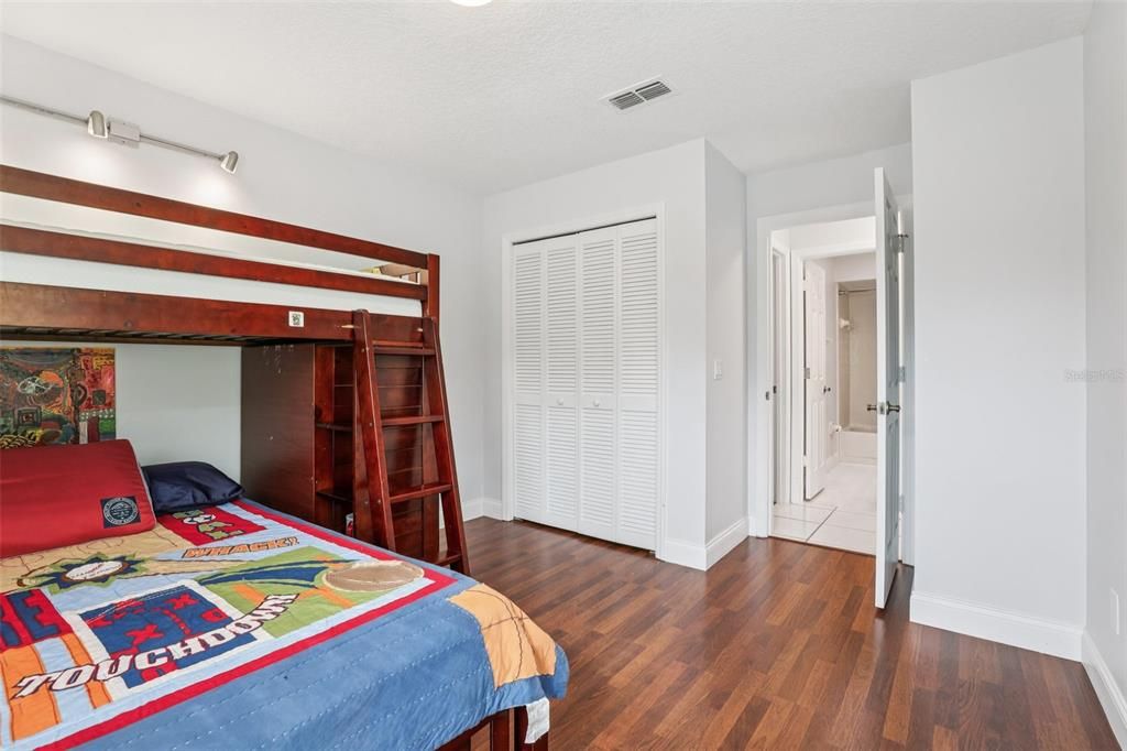 待售: $548,000 (3 贝兹, 2 浴室, 1610 平方英尺)