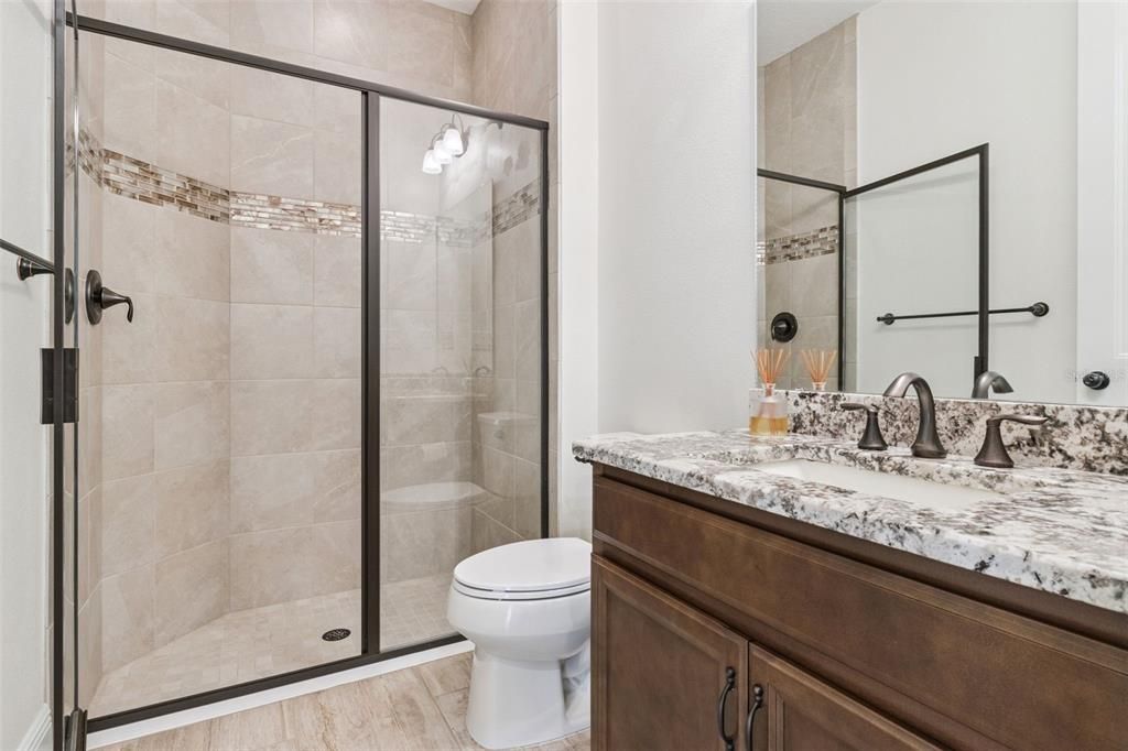 На продажу: $695,000 (4 спален, 3 ванн, 2587 Квадратных фут)