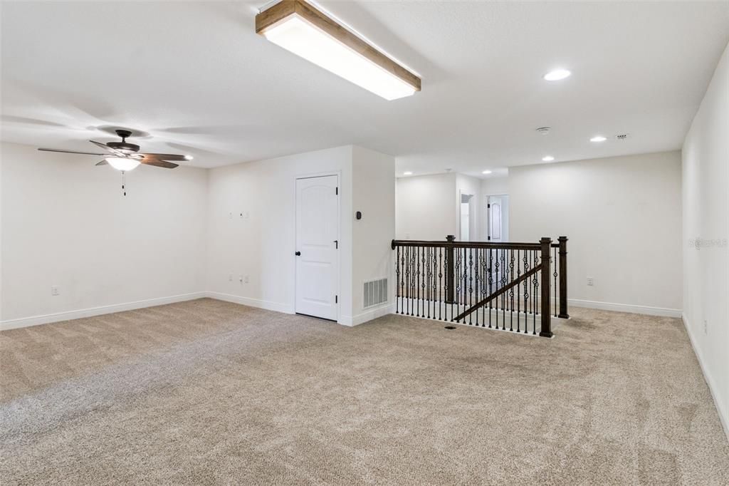 На продажу: $695,000 (4 спален, 3 ванн, 2587 Квадратных фут)