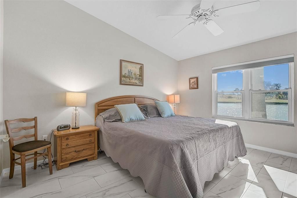 На продажу: $329,900 (3 спален, 2 ванн, 1659 Квадратных фут)