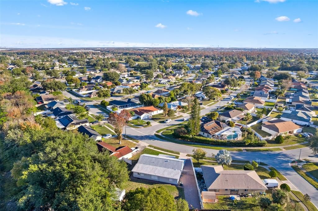 На продажу: $350,000 (3 спален, 2 ванн, 1571 Квадратных фут)