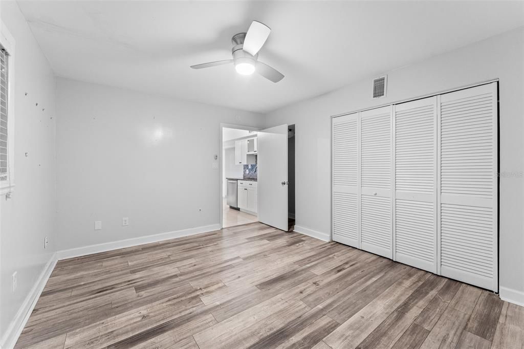 На продажу: $350,000 (3 спален, 2 ванн, 1571 Квадратных фут)