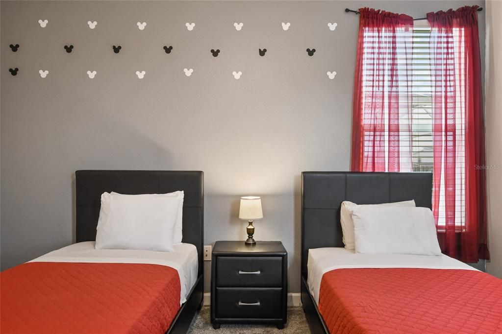 На продажу: $545,000 (5 спален, 5 ванн, 3081 Квадратных фут)