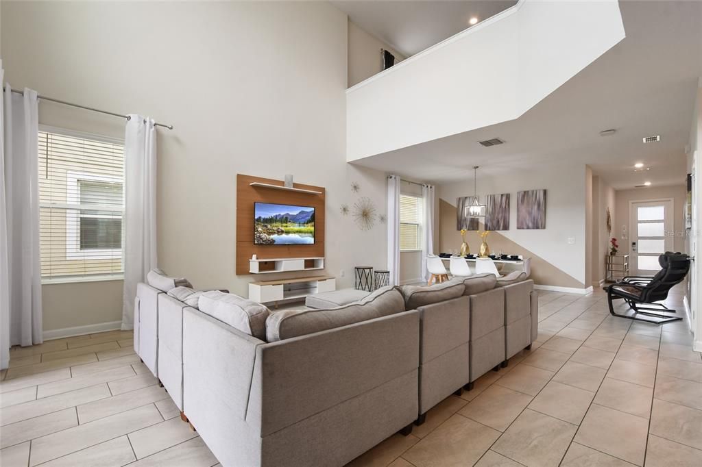 На продажу: $545,000 (5 спален, 5 ванн, 3081 Квадратных фут)